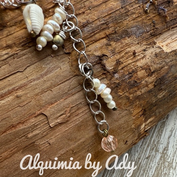 Silver dainty freshwater pearl charms adjustable bracelet - Picture 3 of 4